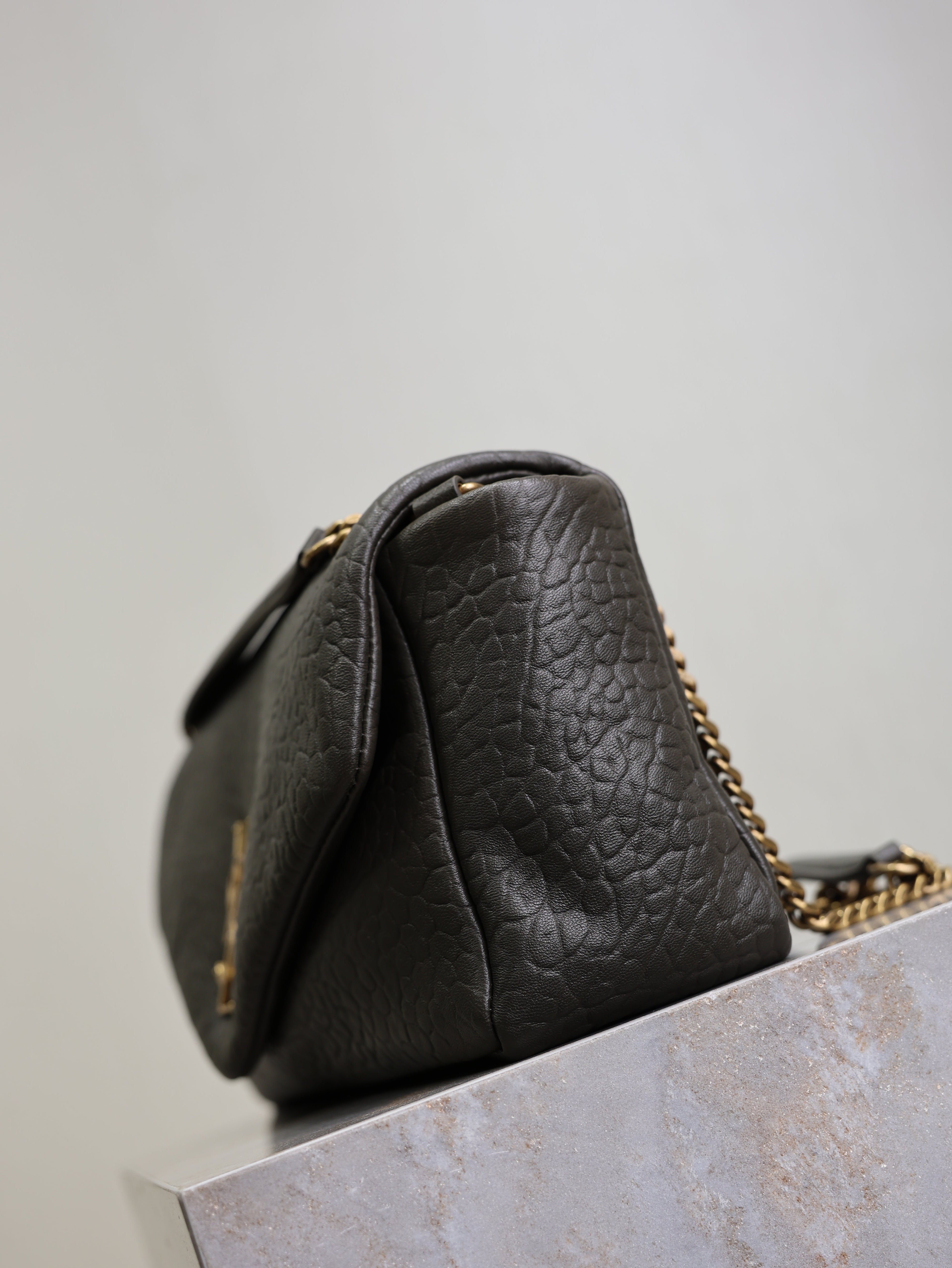 YSL 25S CALYPSO 30 IN DARK OLIVE GRAINED CALFSKIN GOLD HARDWRE